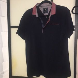 Navy men’s collared shirt!